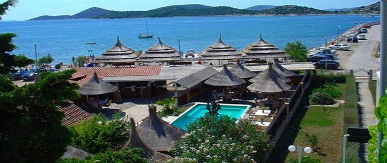 The Movie Resort Aparthotel Tribalj Esterno foto
